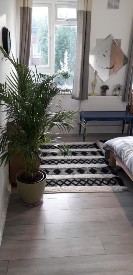 7, Cranehouse Brangbourne Road One Big Double Room Available On Reasonable Price, Shared Flat Londen Buitenkant foto